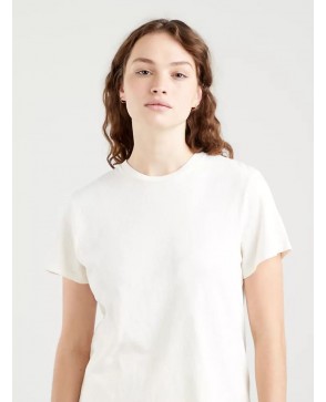 LEVI'S® classic fit tee...