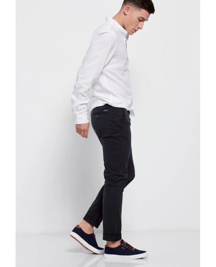 FUNKY BUDDHA Essential comfort chino...