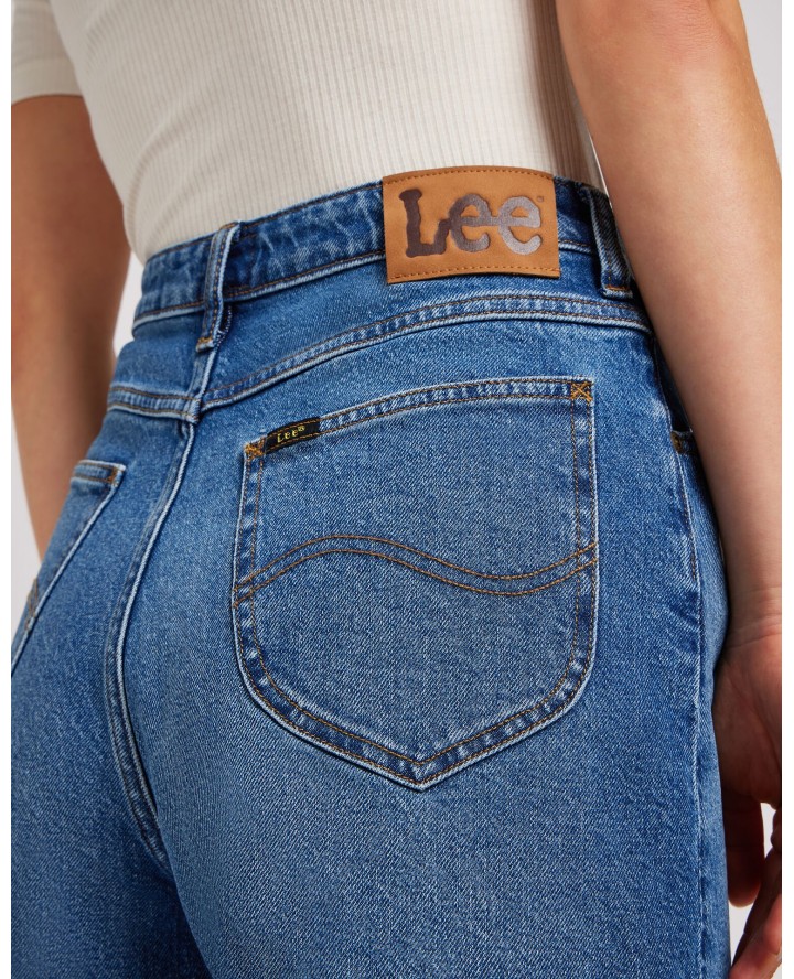 LEE® Stella Short in Facets Of Blue...