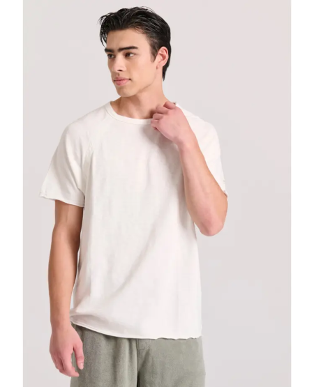 FUNKY BUDDHA Relaxed fit t-shirt με raglan μανίκι και raw cuts FBM009-008-04 OFF WHITE