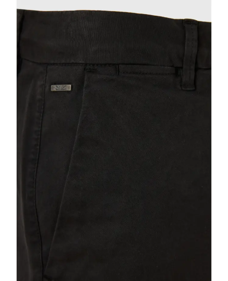 FUNKY BUDDHA Ανδρική βερμούδα chino - The essentials FBM011-001-03 BLACK