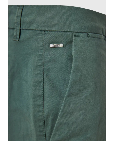 FUNKY BUDDHA Ανδρική βερμούδα chino - The essentials FBM011-001-03 MINERAL GREEN