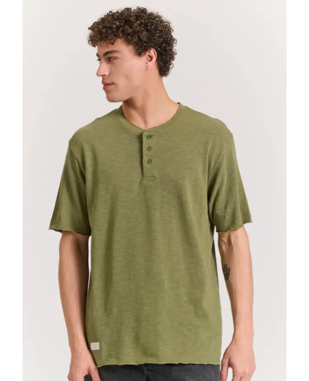 FUNKY BUDDHA Relaxed fit βαμβακερό t-shirt από φλάμα FBM011-346-04 HUNTER GREEN
