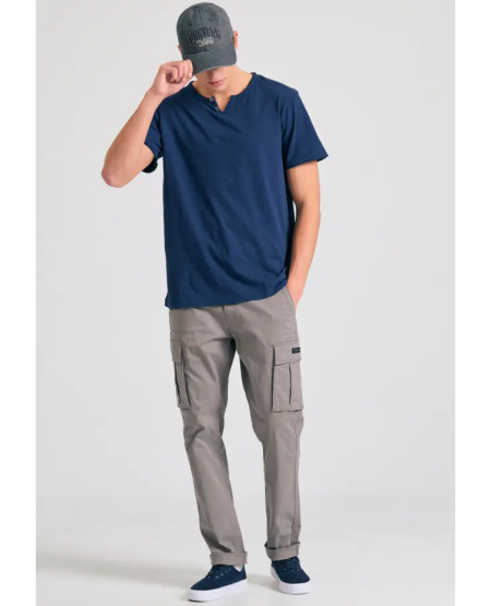 FUNKY BUDDHA T-shirt με λαιμό henley και raw cuts - The essentials FBM011-004-04 NAVY