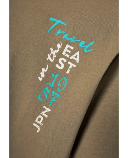FUNKY BUDDHA Relaxed fit με graphic τύπωμα στην πλάτη FBM011-331-04 OREGANO