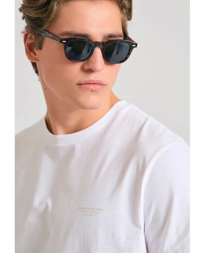 FUNKY BUDDHA Crew-neck men's t-shirt...