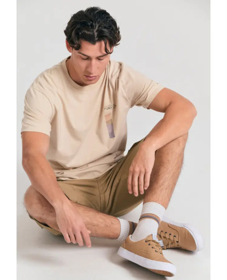 FUNKY BUDDHA Relaxed fit t-shirt με vintage photographic τύπωμα FBM011-330-04 SUGAR