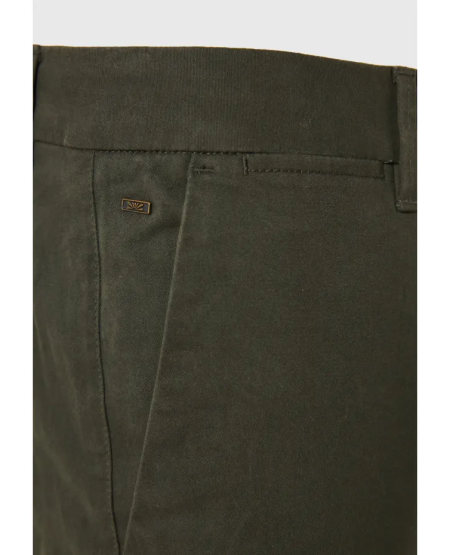 FUNKY BUDDHA Ανδρικό chino παντελόνι - The essentials FBM012-001-02 FOREST NIGHT FW25/26