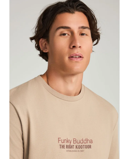 FUNKY BUDDHA Μακρυμάνικη μπλούζα με branded τύπωμα FBM012-003-07 LT CIGAR FW25/26