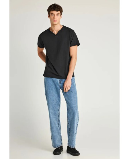 FUNKY BUDDHA  Ανδρικό βαμβακερό t-shirt με v-neck - The essentials FBM013-004-04 BLACK