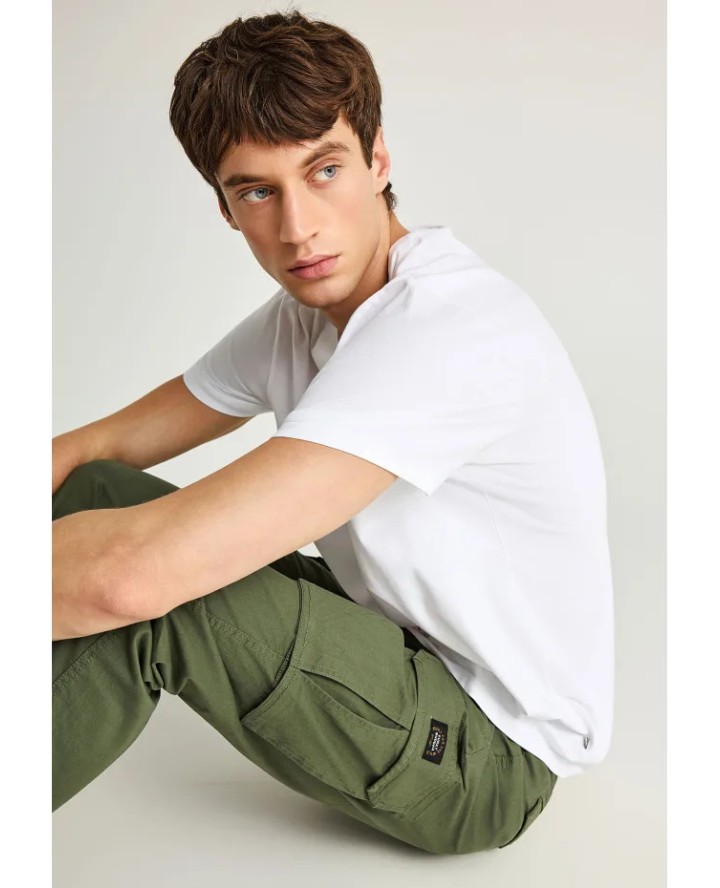 FUNKY BUDDHA Men's cargo pants with...