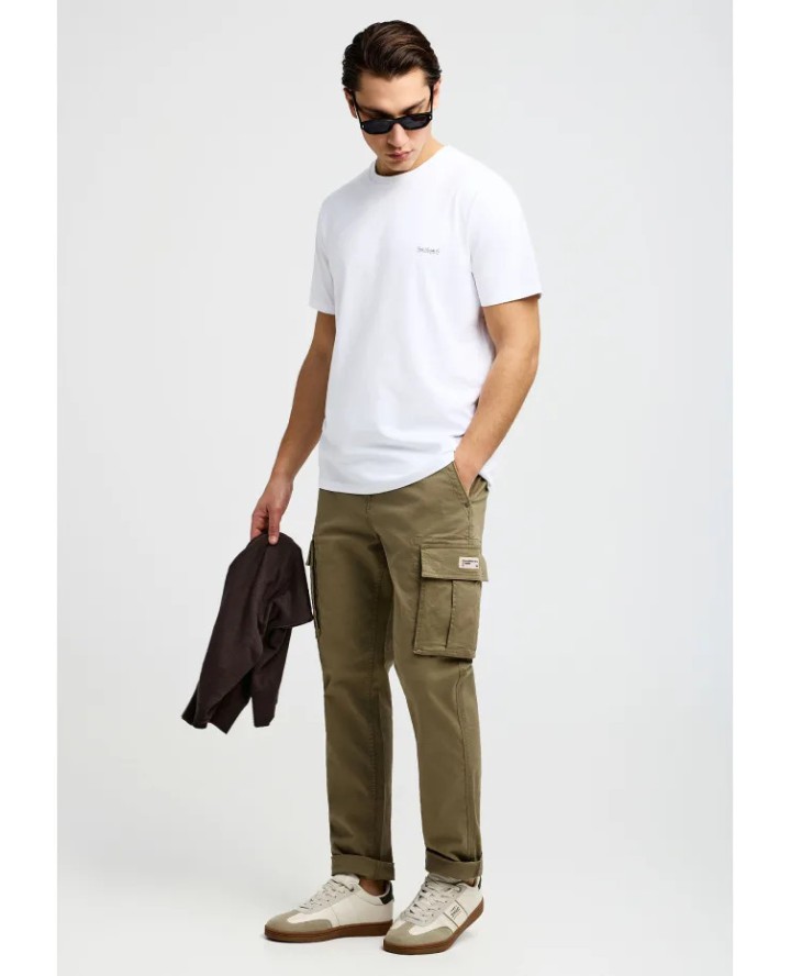 FUNKY BUDDHA Men's comfort cargo...