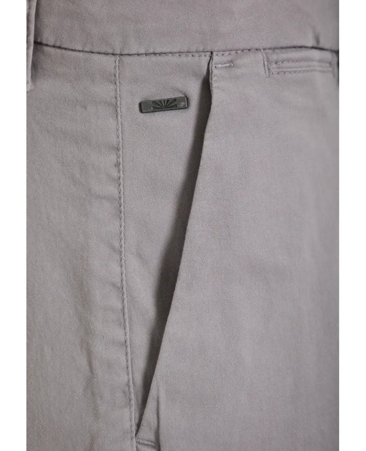 FUNKY BUDDHA Men's chino shorts - The...