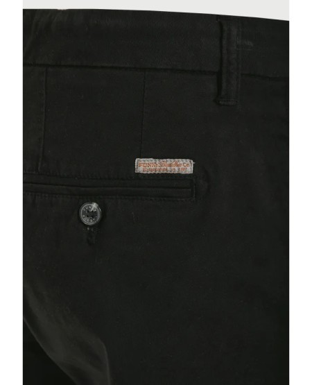 FUNKY BUDDHA Ανδρική βερμούδα chino - The essentials FBM013-001-03 BLACK