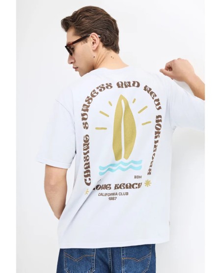 FUNKY BUDDHA  Ανδρικό t-shirt με τύπωμα στην πλάτη FBM013-097-04
