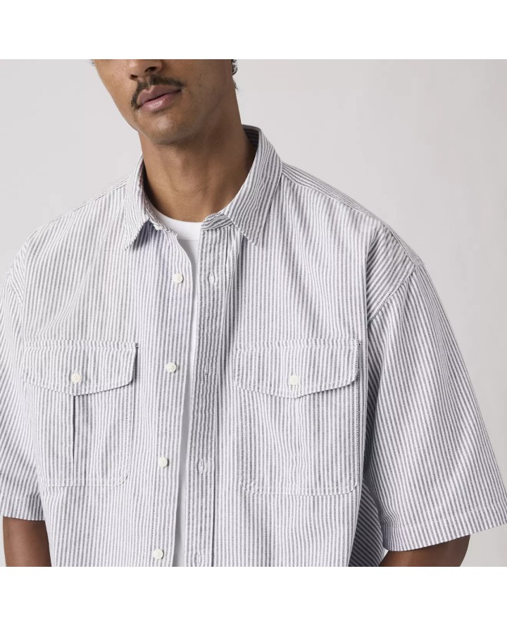 LEVIS® MEN'S SHORT-SLEEVE SHIRT...